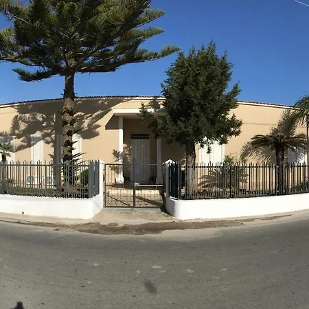 Vela Latina Affittacamere マルサラ