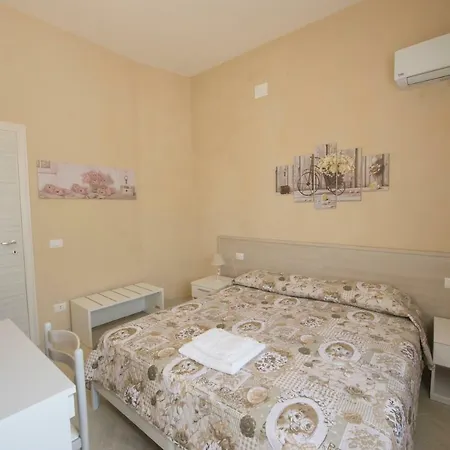 ゲストハウス Vela Latina Affittacamere マルサラ